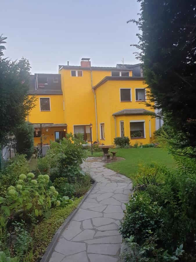 Miet-Kamp Ruhig, Zentral, Nahe Messe, Ausgefallenes Design 2 Schlafzimmer Berlin Exterior photo